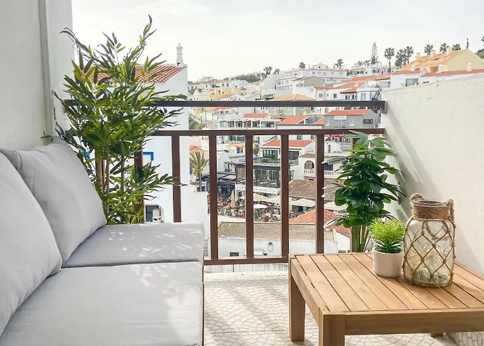 House Carvoeiro (Lagoa)