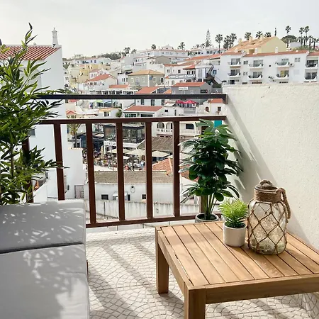 Carvoeiro House *
